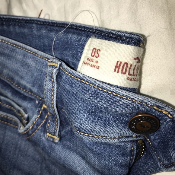 HOLLISTER LOW RISE JEANS - Picture 3 of 3